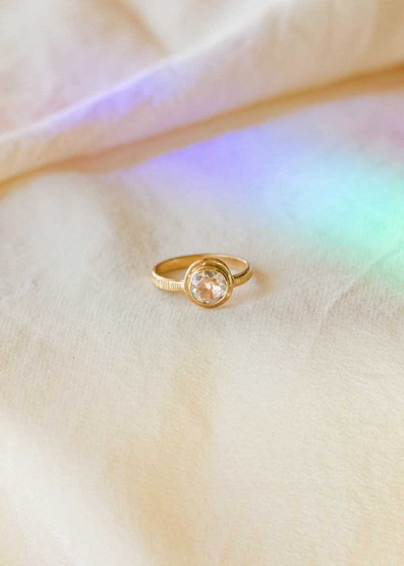 18k Illuminate Ring