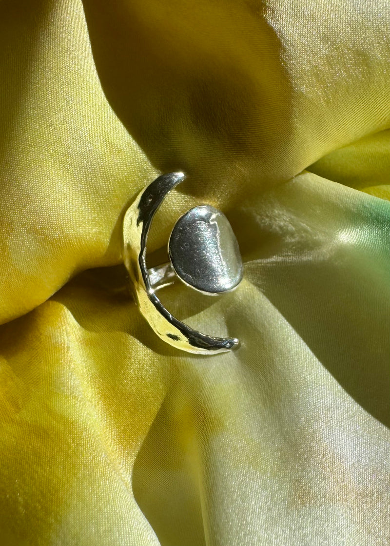 Equinox Ring