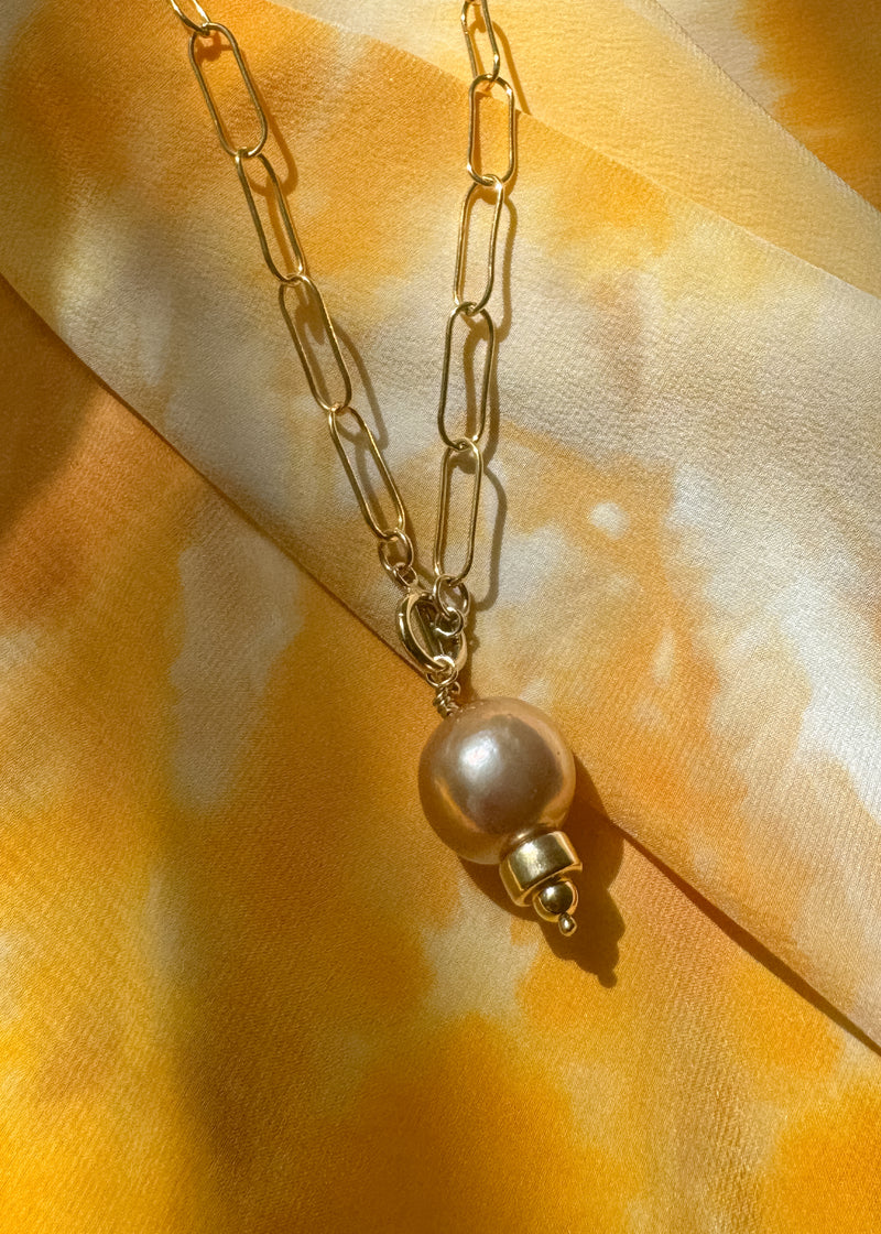 Edison Pearl Toggle Necklace